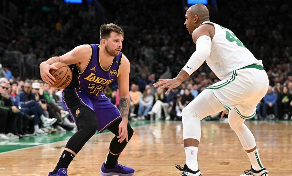 塔图姆陷入低谷，詹姆斯连败，湖人球队命运悬念！的简单介绍