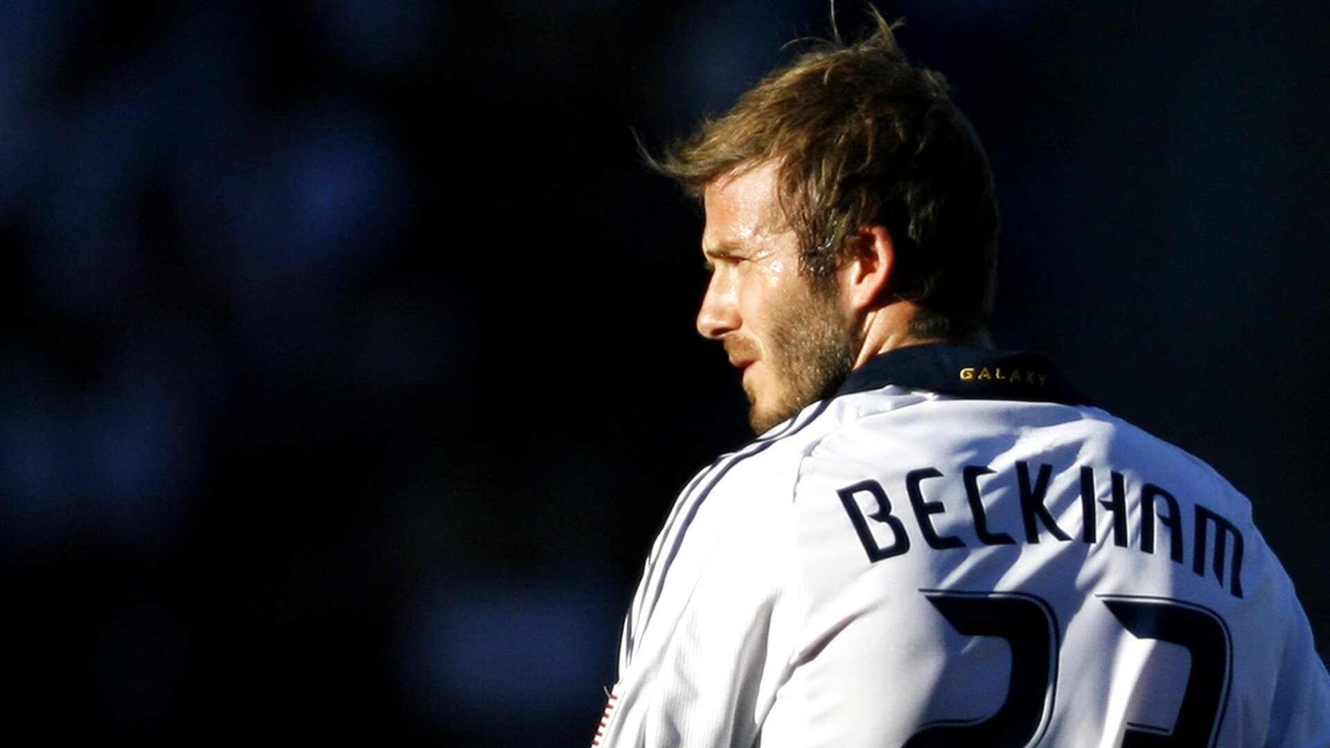 曼联前途光明！，哈兰德新星比赛规则变更表现突出赛场气氛高涨