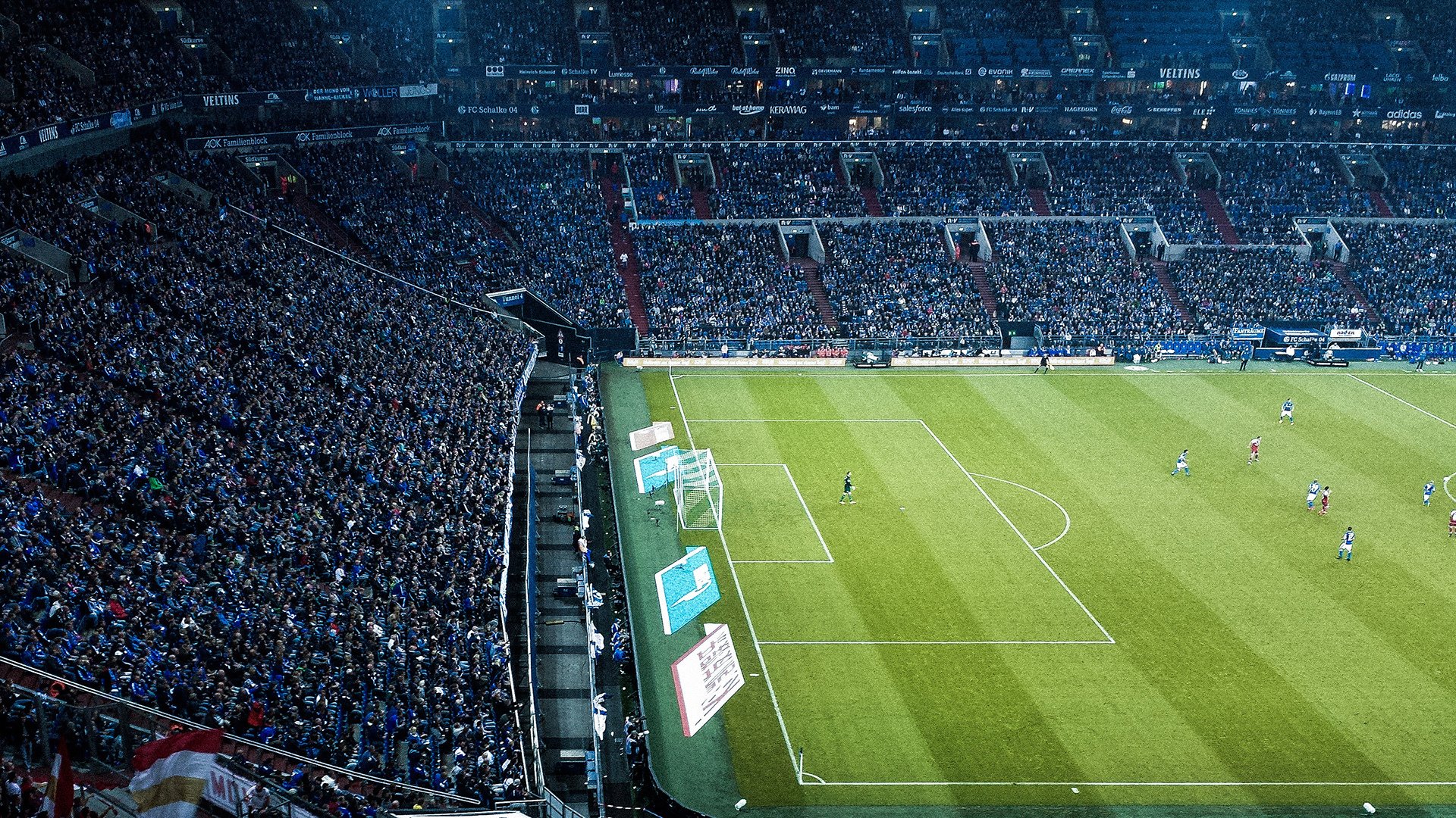 DWG不断突破！，哈兰德连续七场比赛得分超过险胜上演精彩一战